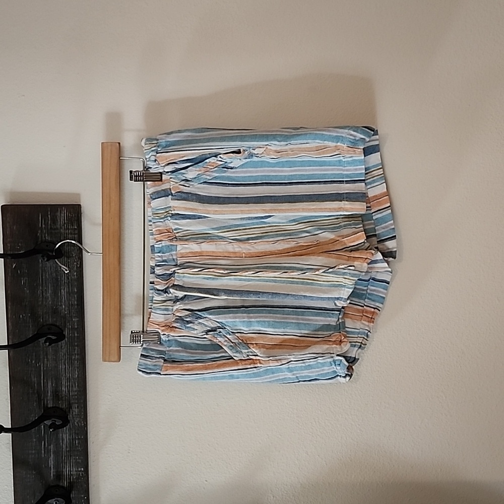 Women's Briggs elastic waist shorts - size M